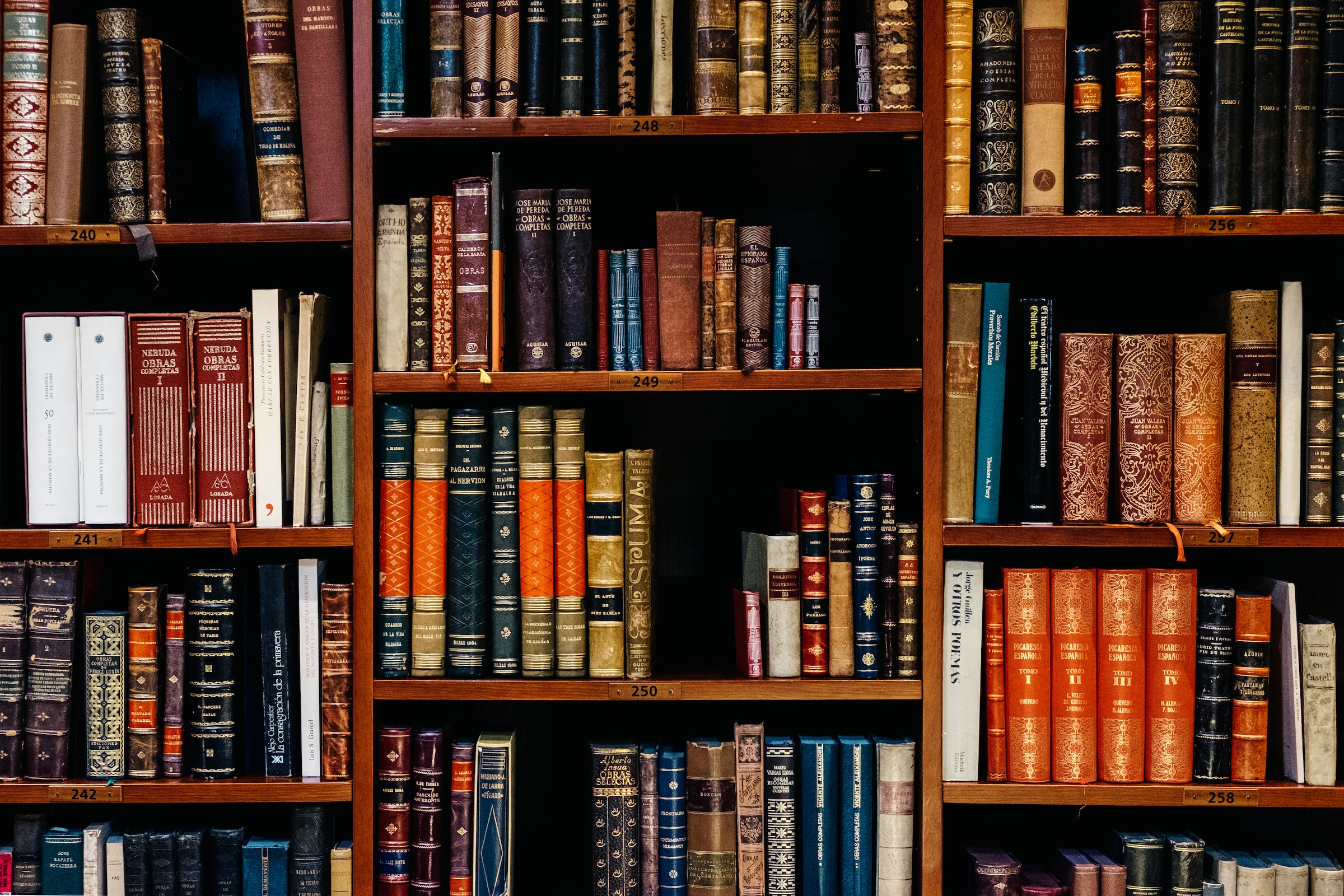 Book shelf